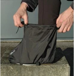 AGU Quick Bike Boots Essential - Zwart - 42-45 -Fietsuitrusting Winkel 1162x1200 1