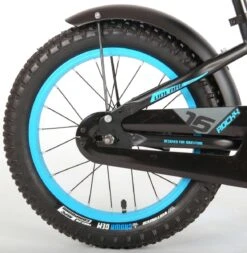 Volare Rocky Kinderfiets - 16 Inch - Zwart Blauw - 95% Afgemonteerd - Prime Collection -Fietsuitrusting Winkel 1173x1200