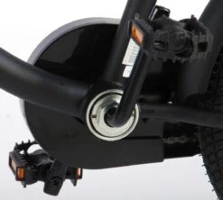 Volare Batman Kinderfiets - Jongens - 16 Inch - Zwart/Blauw - 95% Afgemonteerd -Fietsuitrusting Winkel 1200x1078