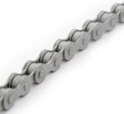 Ketting Simson Normaal - Anti Roest 21 Ketting Simson Normaal - Anti Roest -Fietsuitrusting Winkel 1200x1109 6