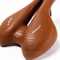 Voltano Sport Trekking Fietszadel - Comfortabel Gel Zadel - Met Uitsparing - Inclusief Zadelstrop - 100% Waterdicht - Unisex - Bruin -Fietsuitrusting Winkel 1200x1200 1012