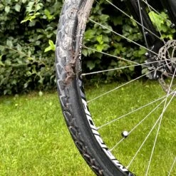 Velorest Total Bike Bundle - Fietsonderhoudsmiddelen - Fiets Reiniging & Onderhoud - Fietsreiniginsset - Fietsketting Reiniger Set - Kettingwax - Kettingolie Fiets - Ketting Reiniger Fiets - Chain Cleaner - Bike Cleaner - Showroom Ready -Fietsuitrusting Winkel 1200x1200 1150