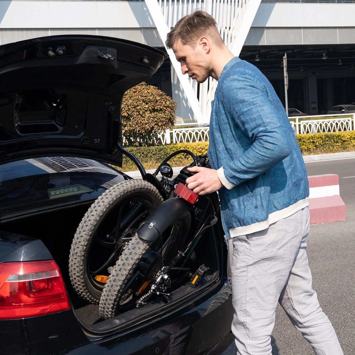 HITWAY Elektrische Fiets - E-Bike - 11,2Ah - 250 W - 20 Inch Fatbike 6 HITWAY Elektrische Fiets - E-Bike - 11,2Ah - 250 W - 20 Inch Fatbike - Afbeelding 4