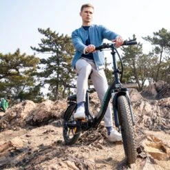 HITWAY Elektrische Fiets - E-Bike - 11,2Ah - 250 W - 20 Inch Fatbike 19 HITWAY Elektrische Fiets - E-Bike - 11,2Ah - 250 W - 20 Inch Fatbike -Fietsuitrusting Winkel 1200x1200 23