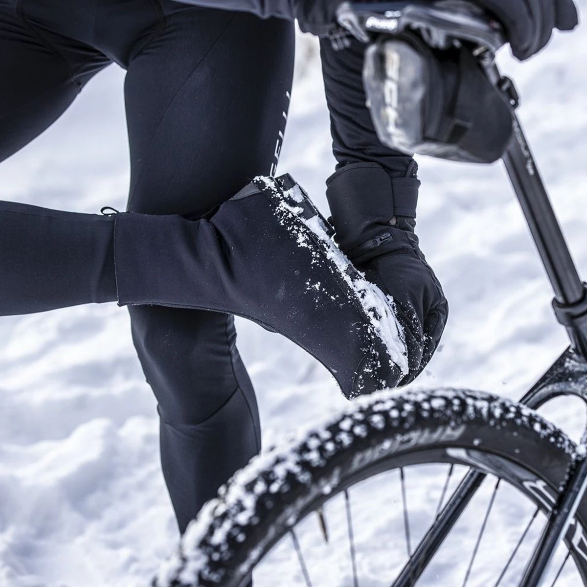 Rogelli Neoflex Overschoenen - Zwart - Maat 44/45 5 Rogelli Neoflex Overschoenen - Zwart - Maat 44/45 - Afbeelding 3