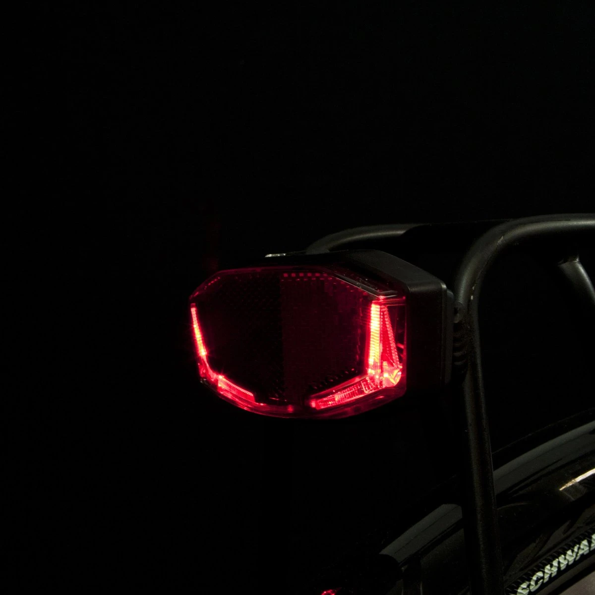 Spanninga Lineo Fiets Achterlicht - Batterij 11 Spanninga Lineo Fiets Achterlicht - Batterij - Afbeelding 9