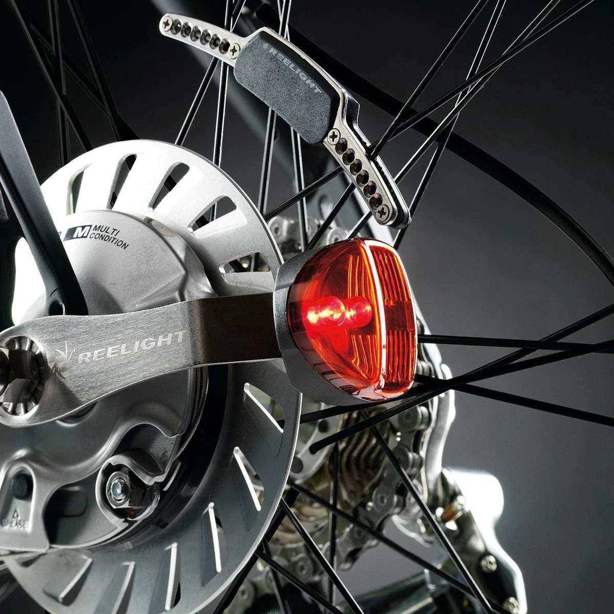 Reelight Verlichtingsset Sl150 Steady Light Dynamo Zwart 5 Reelight Verlichtingsset Sl150 Steady Light Dynamo Zwart - Afbeelding 3