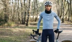 AGU Thermo Fietsshirt Lange Mouwen Essential Heren - Army Green - XL -Fietsuitrusting Winkel 1200x700 6