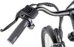 Myatu E-Bike Voor Heren En Dames Lage Instap Met 45 Cm Aluminium Frame, 6 Versnellingen, 250 Wh Afneembare Lithium Batterij 40-80 Km Range, Trekking Ebike Met 1.95 X 26 Inch Wiel (Zwart, Urban) 13 Myatu E-Bike Voor Heren En Dames Lage Instap Met 45 Cm Aluminium Frame, 6 Versnellingen, 250 Wh Afneembare Lithium Batterij 40-80 Km Range, Trekking Ebike Met 1.95 X 26 Inch Wiel (Zwart, Urban) -Fietsuitrusting Winkel 1200x753