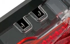 AXA Riff Steady – Fiets Achterlicht - LED Fietsverlichting - 50 Mm - Rood -Fietsuitrusting Winkel 1200x765 2