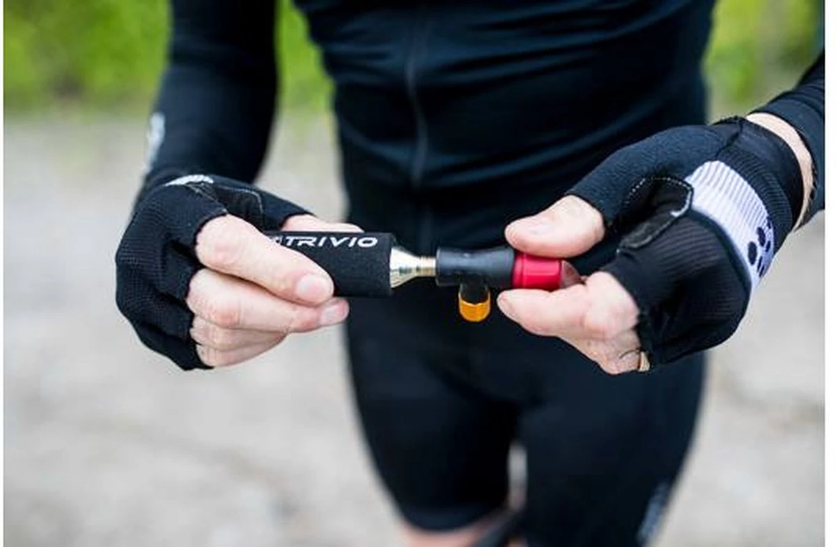 Trivio - CO2 Adapter + CO2 Patroon 16 Gram + Neoprene Huls 6 Trivio - CO2 Adapter + CO2 Patroon 16 Gram + Neoprene Huls - Afbeelding 4
