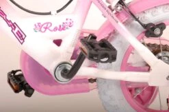 Volare Rose Kinderfiets - Meisjes - 12 Inch - Roze - 2 Handremmen -Fietsuitrusting Winkel 1200x791 5