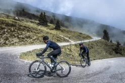 Rogelli Focus - Lange Fietsbroek Met Bretels - Heren - Maat XL - Zwart -Fietsuitrusting Winkel 1200x800 190