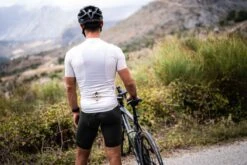 Rogelli Totem - Fietsshirt Korte Mouwen - Heren - Maat L - Sand -Fietsuitrusting Winkel 1200x800 259