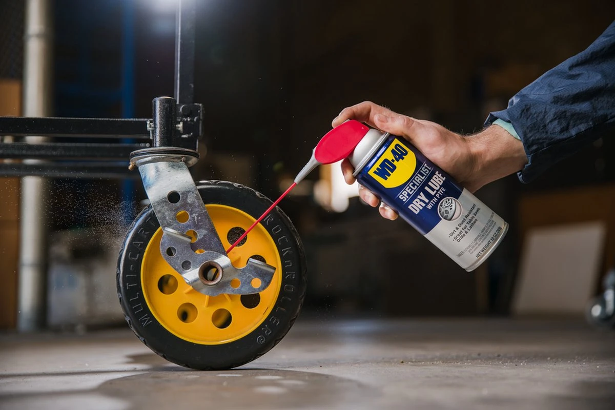 WD-40 Specialist® Droogsmeerspray Met PTFE - 250ml - Teflon Spray - Smeermiddel - Beschermt Effectief Tegen Dagelijkse Slijtage 5 WD-40 Specialist® Droogsmeerspray Met PTFE - 250ml - Teflon Spray - Smeermiddel - Beschermt Effectief Tegen Dagelijkse Slijtage - Afbeelding 3