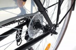 Amigo Style - Damesfiets 28 Inch - Fiets Met 6 Versnellingen - Zwart 14 Amigo Style - Damesfiets 28 Inch - Fiets Met 6 Versnellingen - Zwart -Fietsuitrusting Winkel 1200x800 87