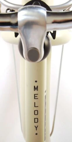 Volare Melody Kinderfiets - Meisjes - 24 Inch - Zand - Prime Collection -Fietsuitrusting Winkel 613x1200