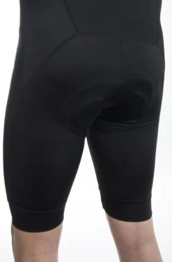 AGU Fietsbroek Met Zeem II Essential Heren - Zwart - L -Fietsuitrusting Winkel 788x1200 2