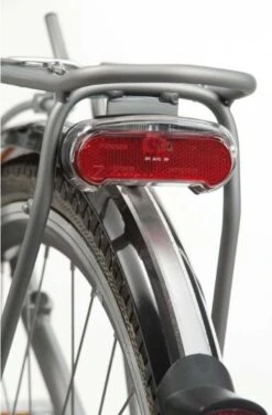 AXA Riff Battery - Fiets Achterlicht - LED Fietsverlichting Op Batterij - Auto On/off Systeem - 50-80 Mm - Rood -Fietsuitrusting Winkel 788x1200 4