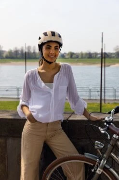 ABUS Hyban 2.0 Fietshelm - Maat M (52-58 Cm) - Velvet Black -Fietsuitrusting Winkel 800x1200 48