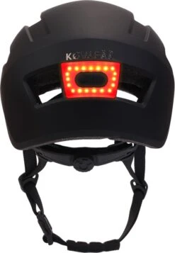 Køvapää Espoo 2.0 Fietshelm - Zwart - Maat M - Magneetsluiting - Fietshelm Met Verlichting - Fietshelm Volwassenen - Fietshelm Dames - Fietshelm Heren - Fietshelm Dames Elektrische Fiets - Fietshelm Dames Volwassenen - Fietshelmen -Fietsuitrusting Winkel 831x1200