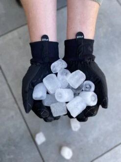 Luxe Winter Handschoen - Warm Door Dikke Stof En Thinsulate - Waterproof - Windvrij - Touchscreen Fietshandschoen - Reflecterend - Unisex R2 - Storm Winter Fietshandschoenen - Zwart - Maat XL / 9 17 Luxe Winter Handschoen - Warm Door Dikke Stof En Thinsulate - Waterproof - Windvrij - Touchscreen Fietshandschoen - Reflecterend - Unisex R2 - Storm Winter Fietshandschoenen - Zwart - Maat XL / 9 -Fietsuitrusting Winkel 899x1200 9